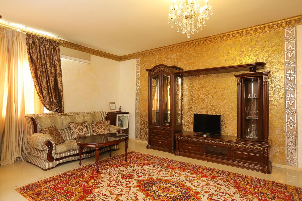 "Zolotoe Runo" Hotel Oldenburg Bagian luar foto